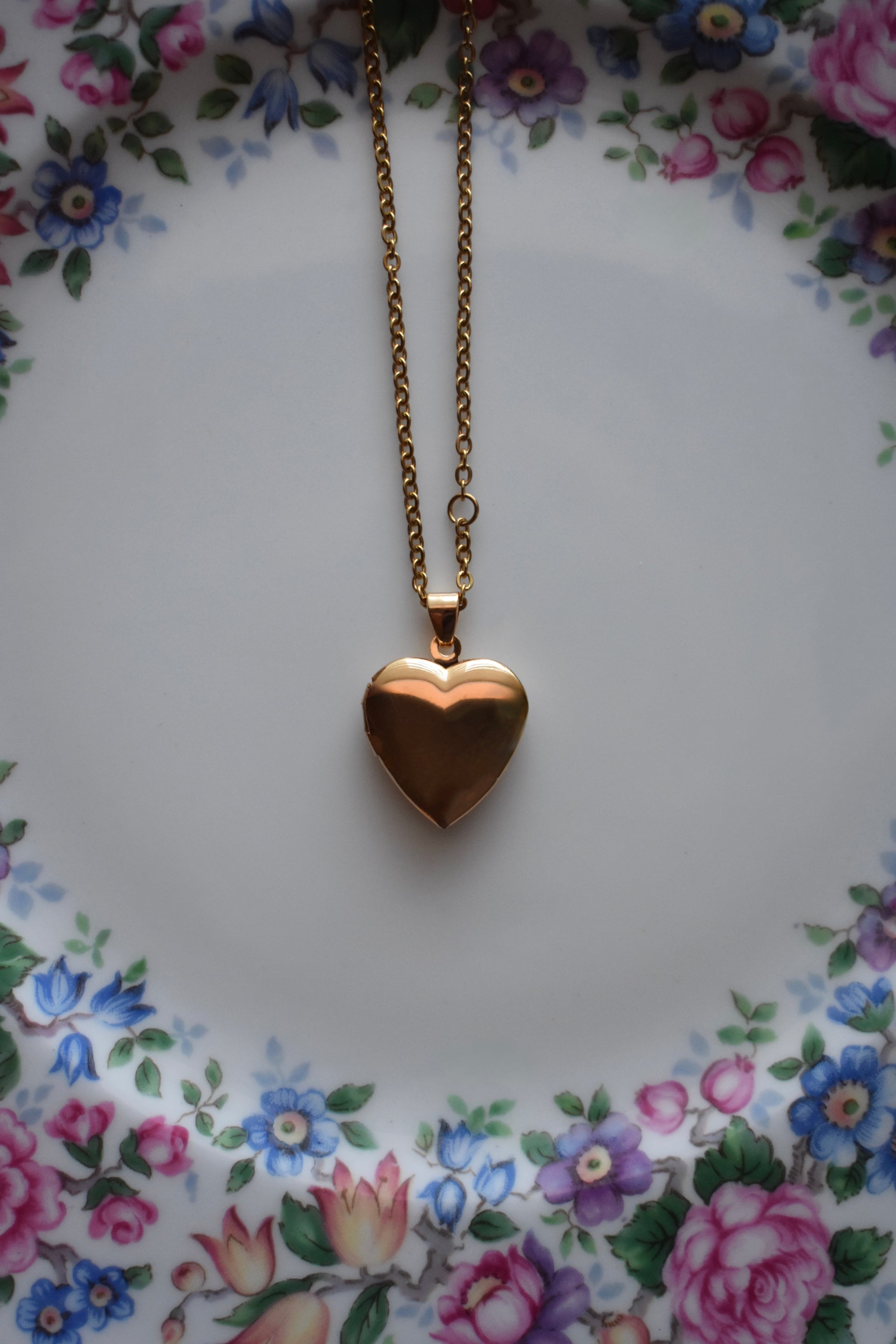 Cordelia Heart Locket - Gold
