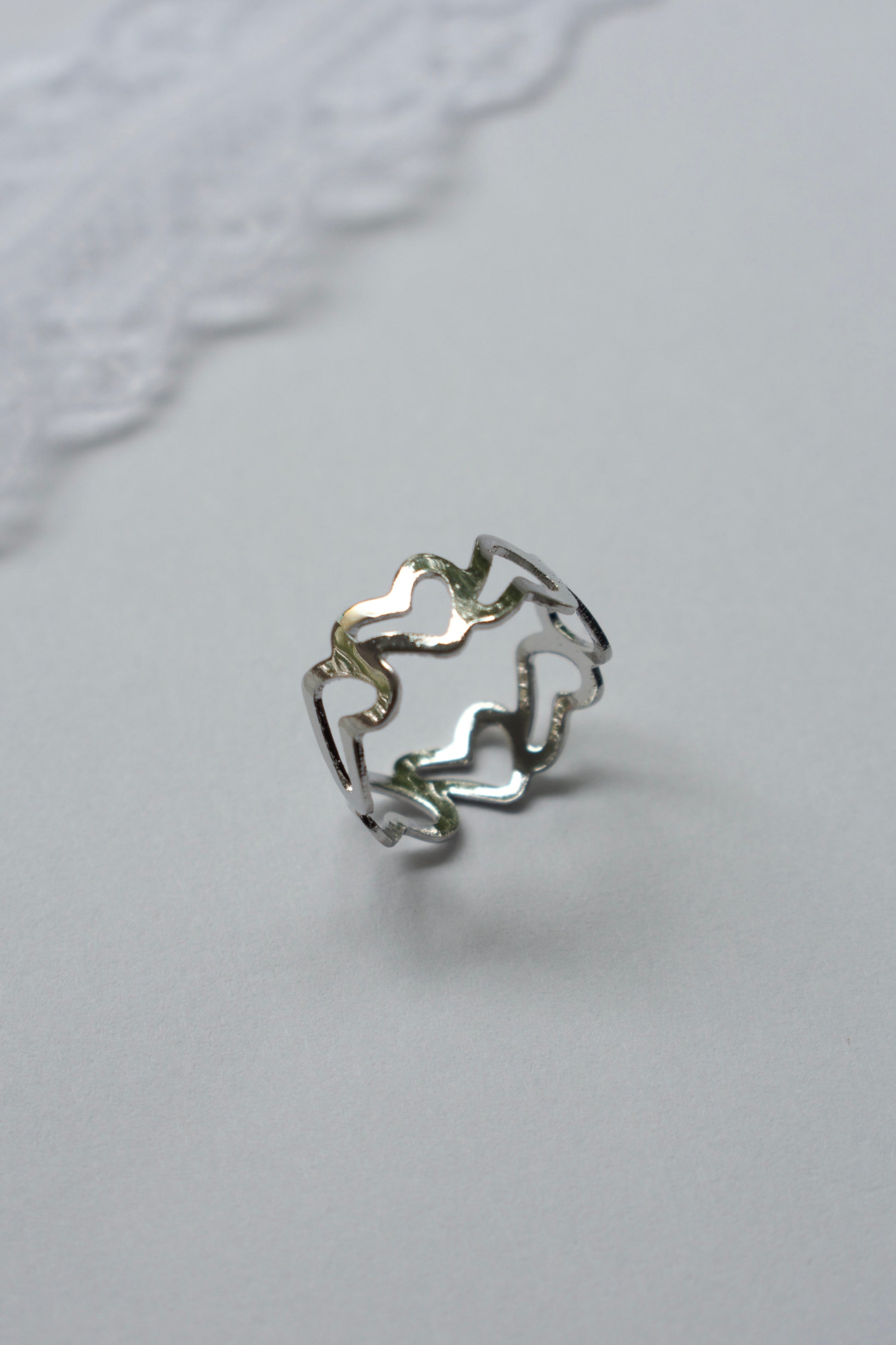 The Lovely Hearts Ring