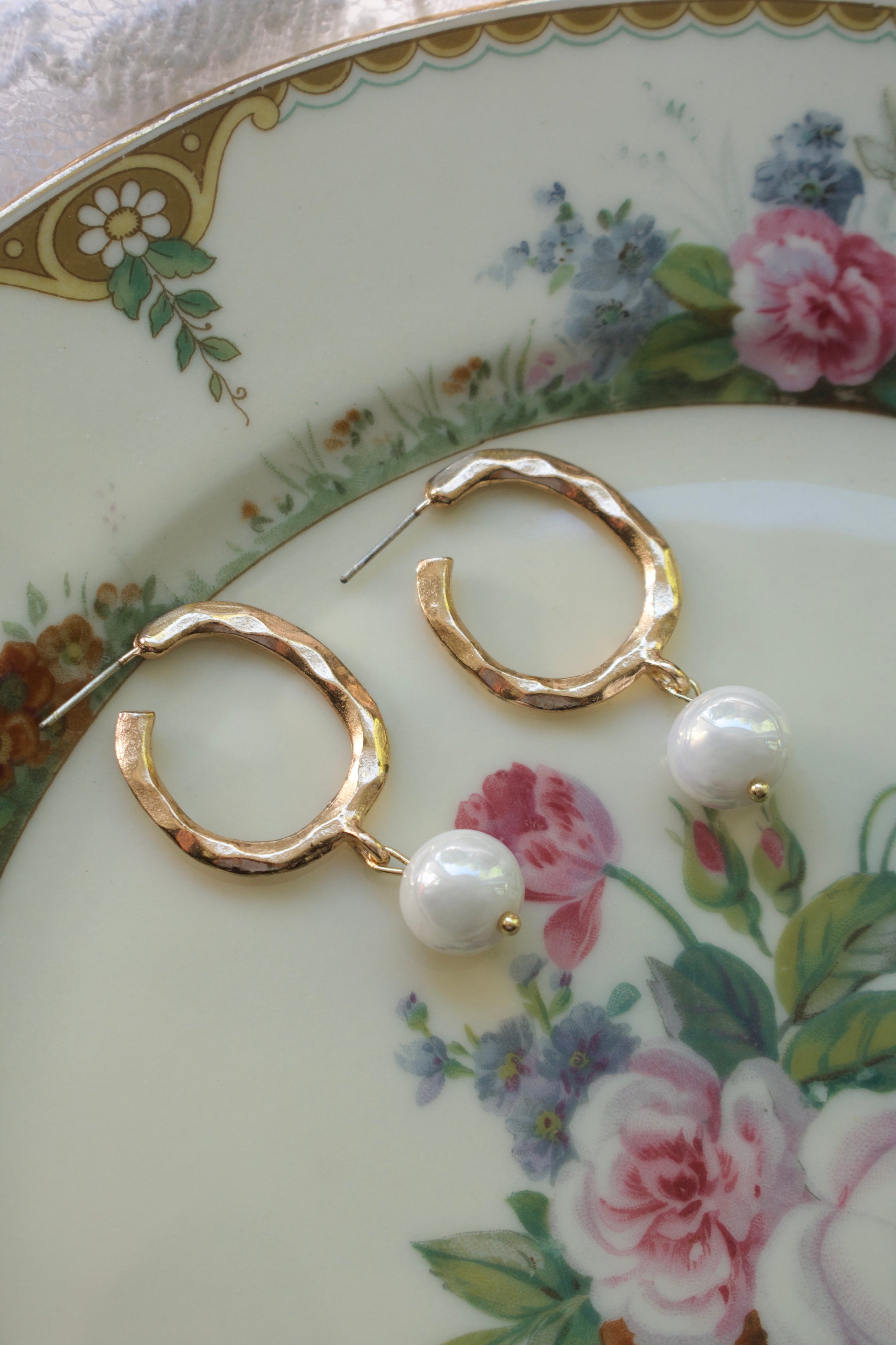 The Phoenix Pearl Earrings