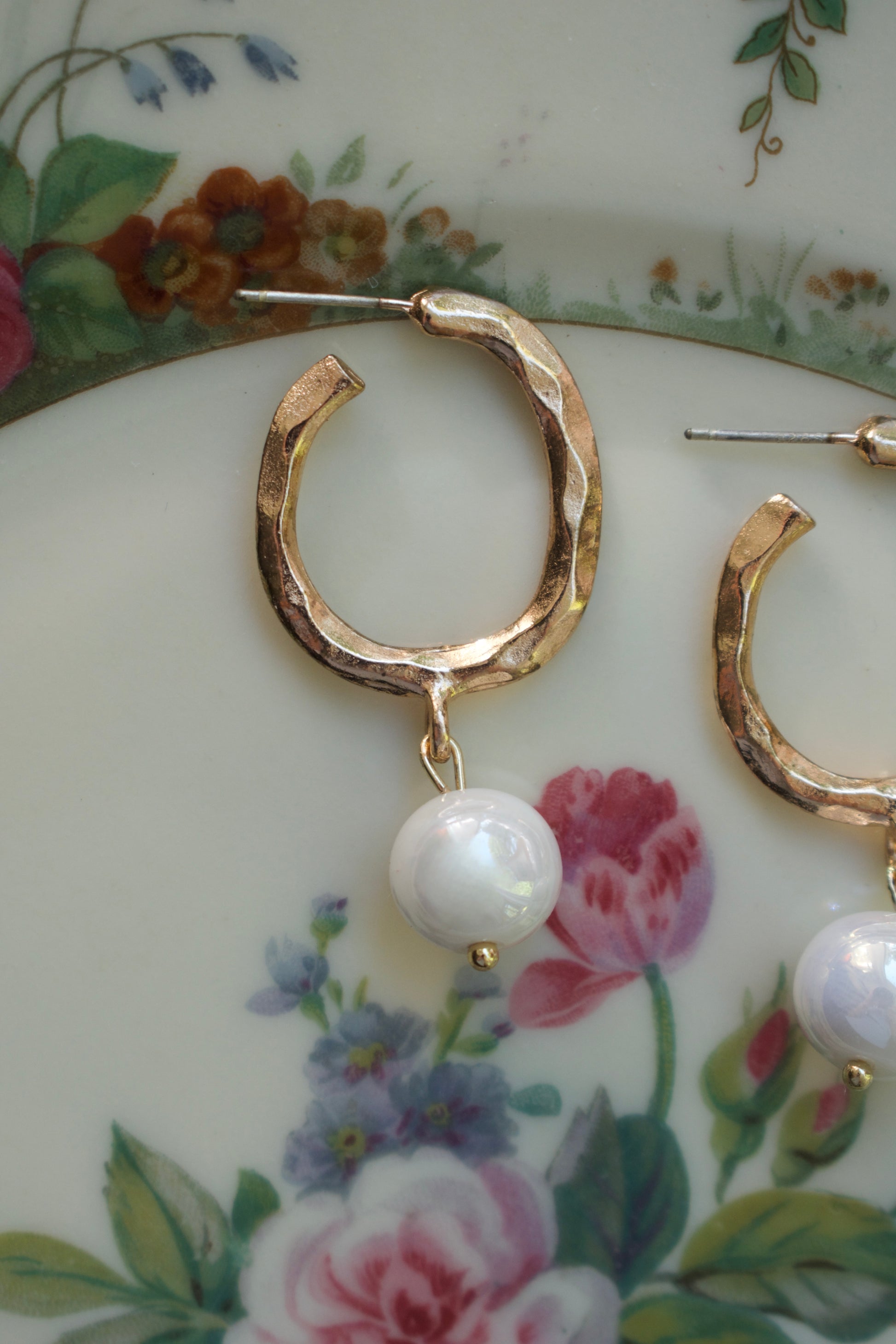 The Phoenix Pearl Earrings