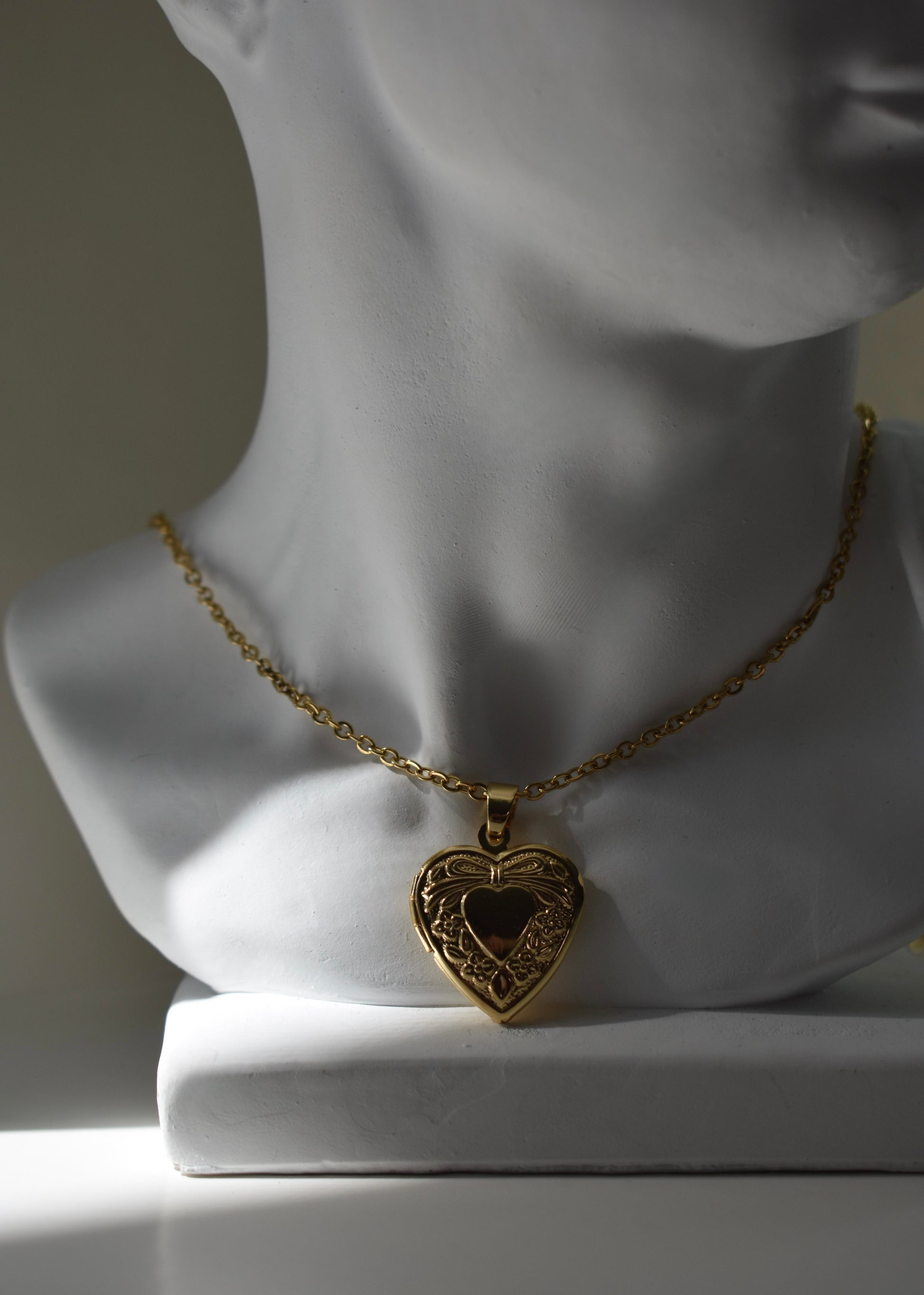 WillowTate's Love Locket