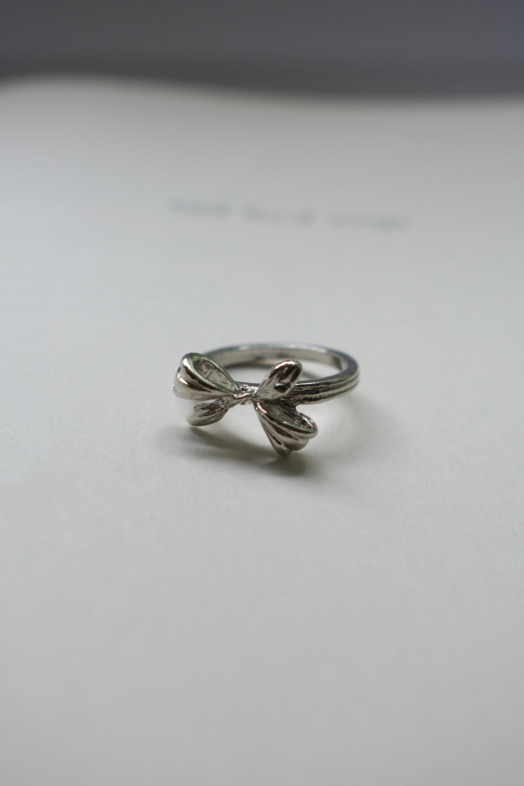 The Pretty In A Bow Ring