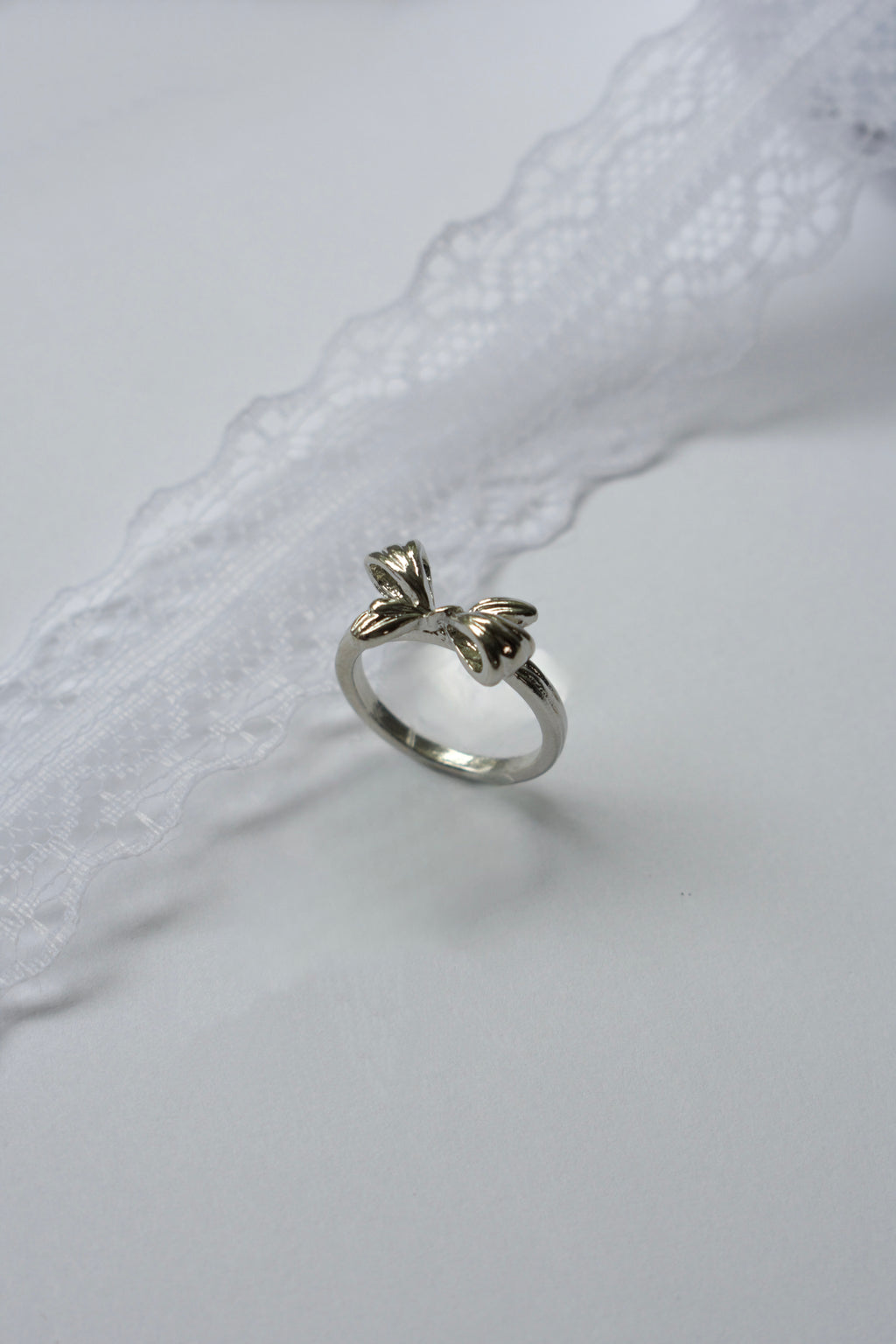 The Pretty In A Bow Ring
