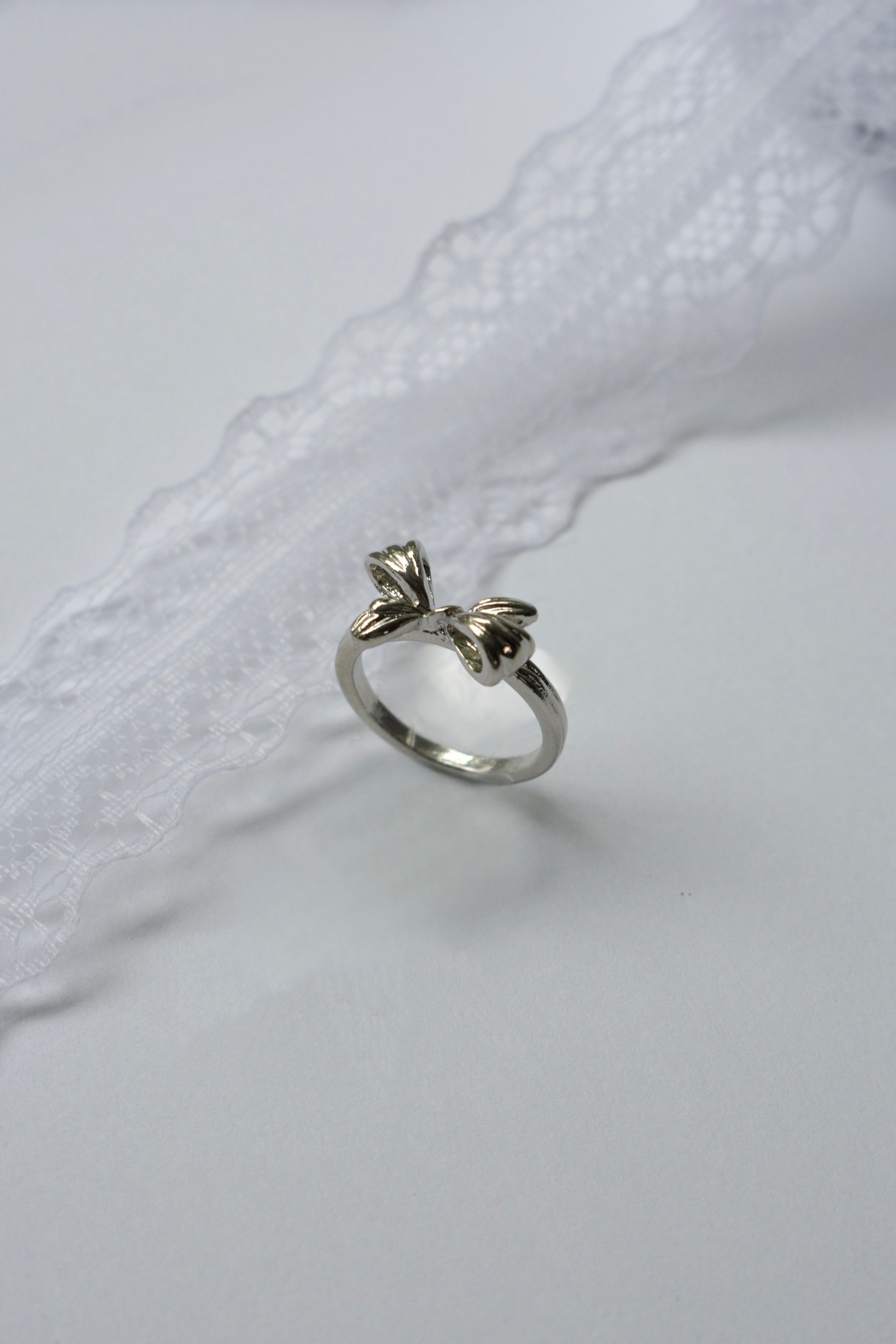 The Pretty In A Bow Ring