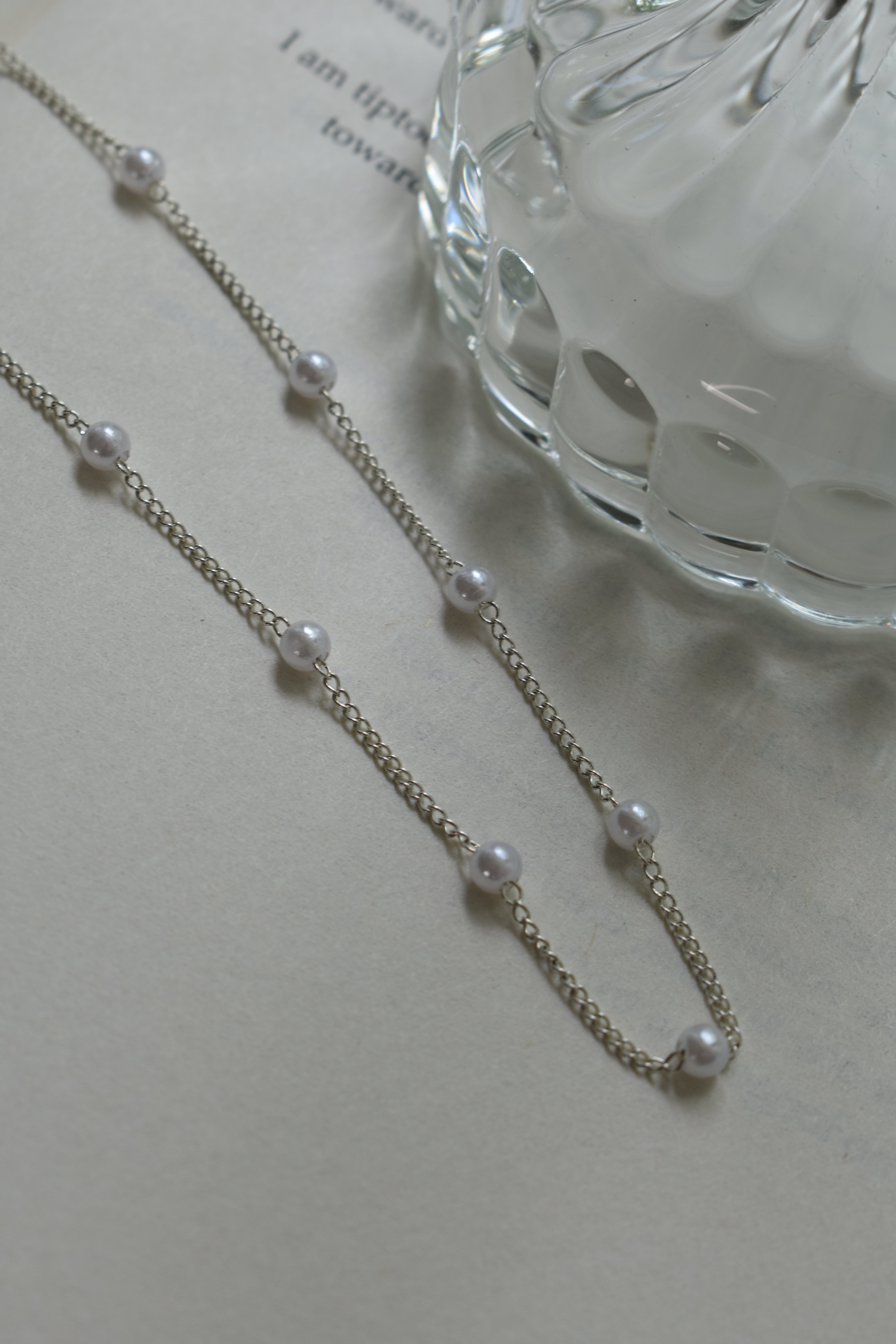 Pearl Chained Necklace - Silver