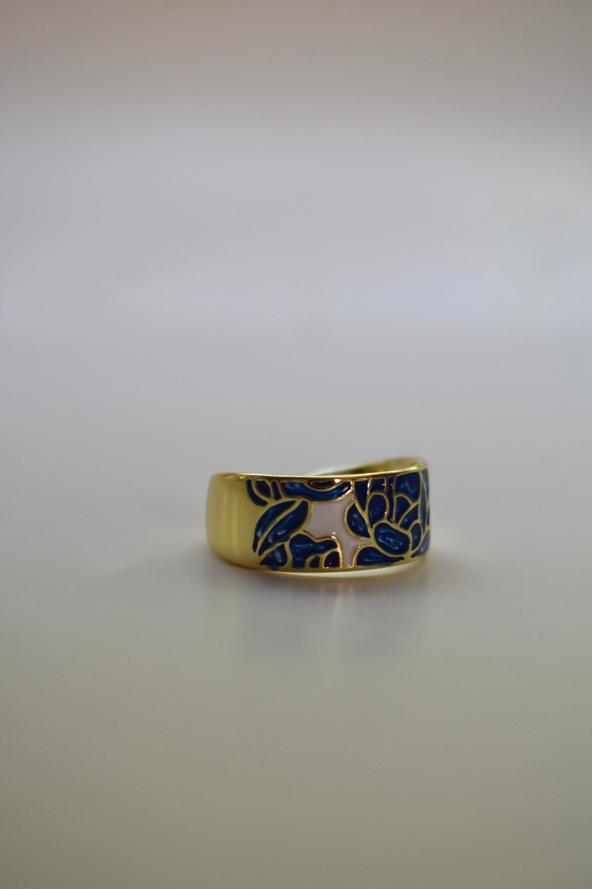 Rose Blue Ring