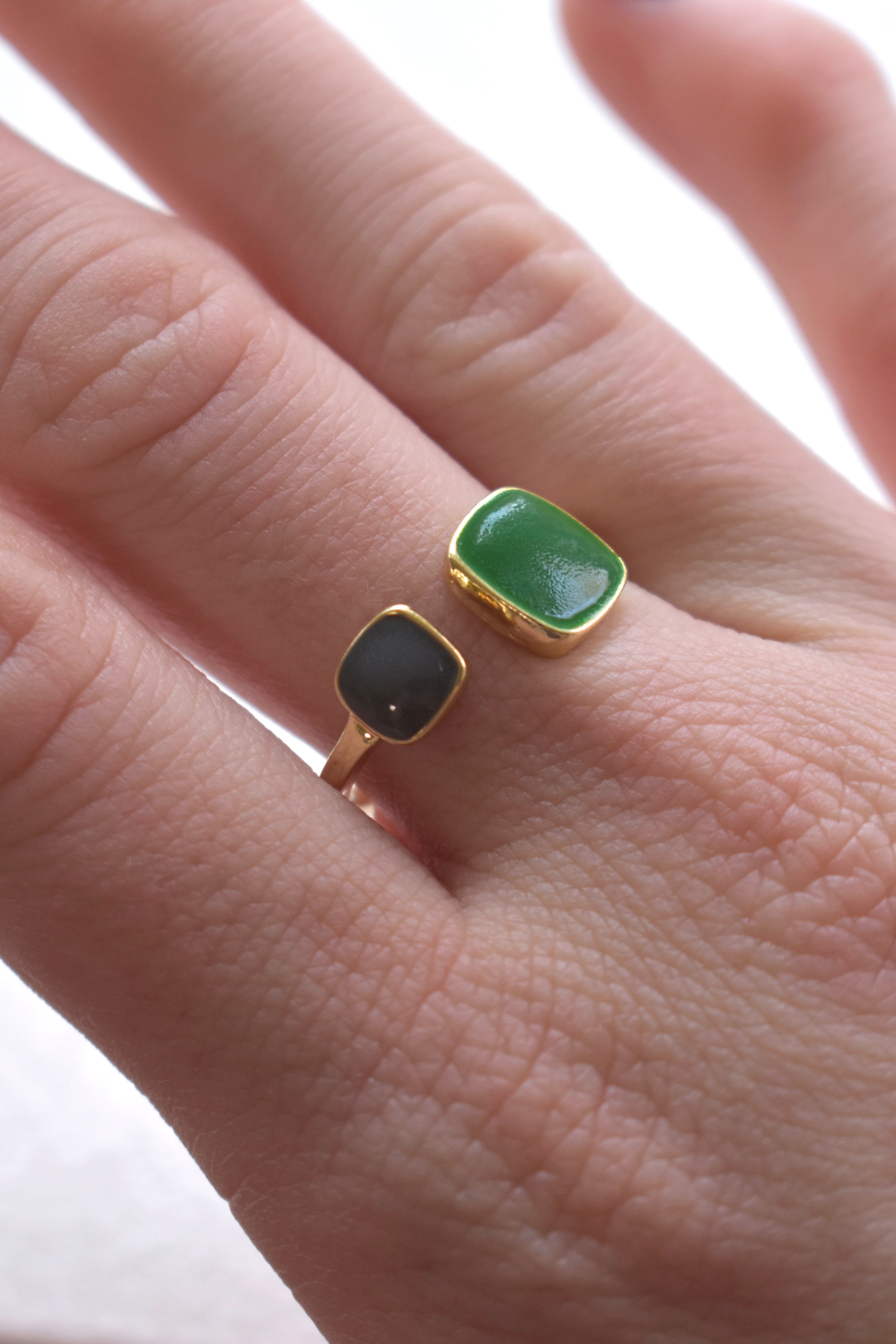 Green & Grey Ring